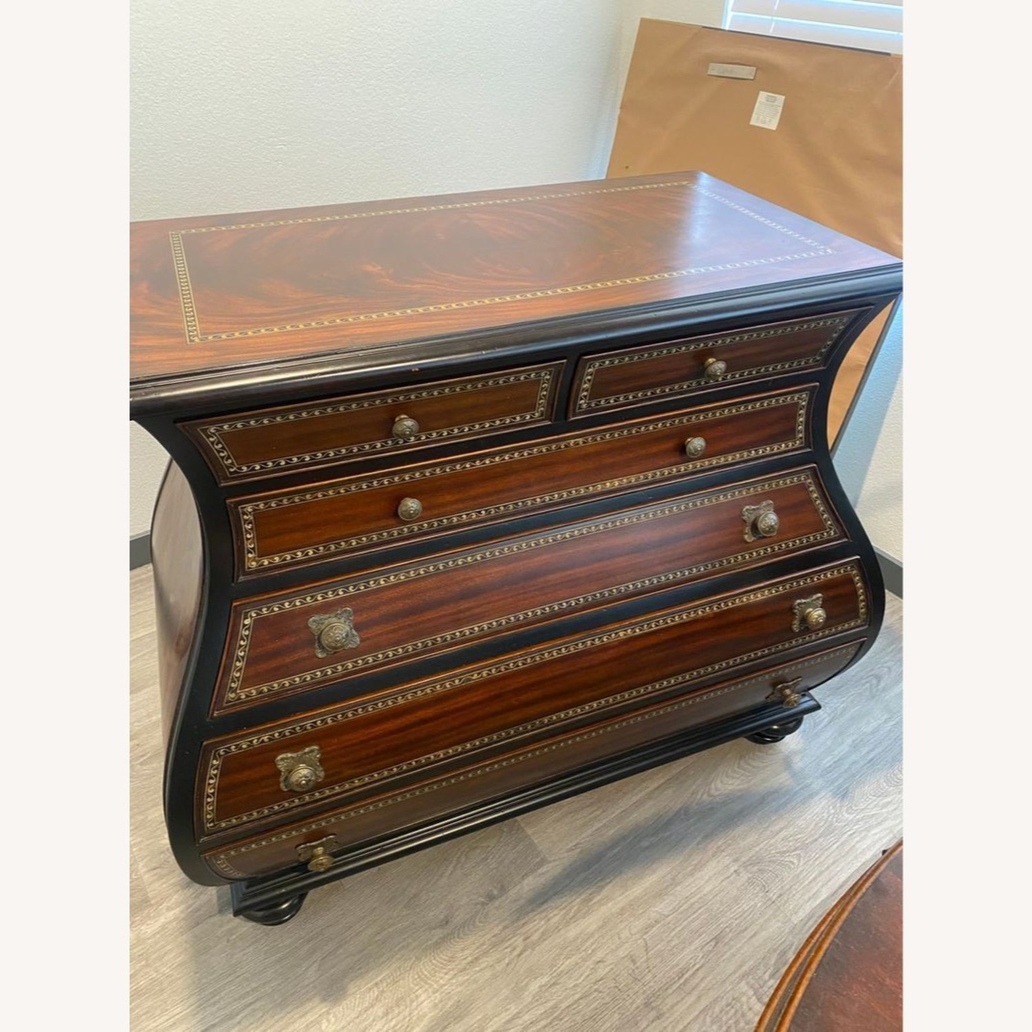 Thomasville Ernest Hemingway Bombe Chest - image-2