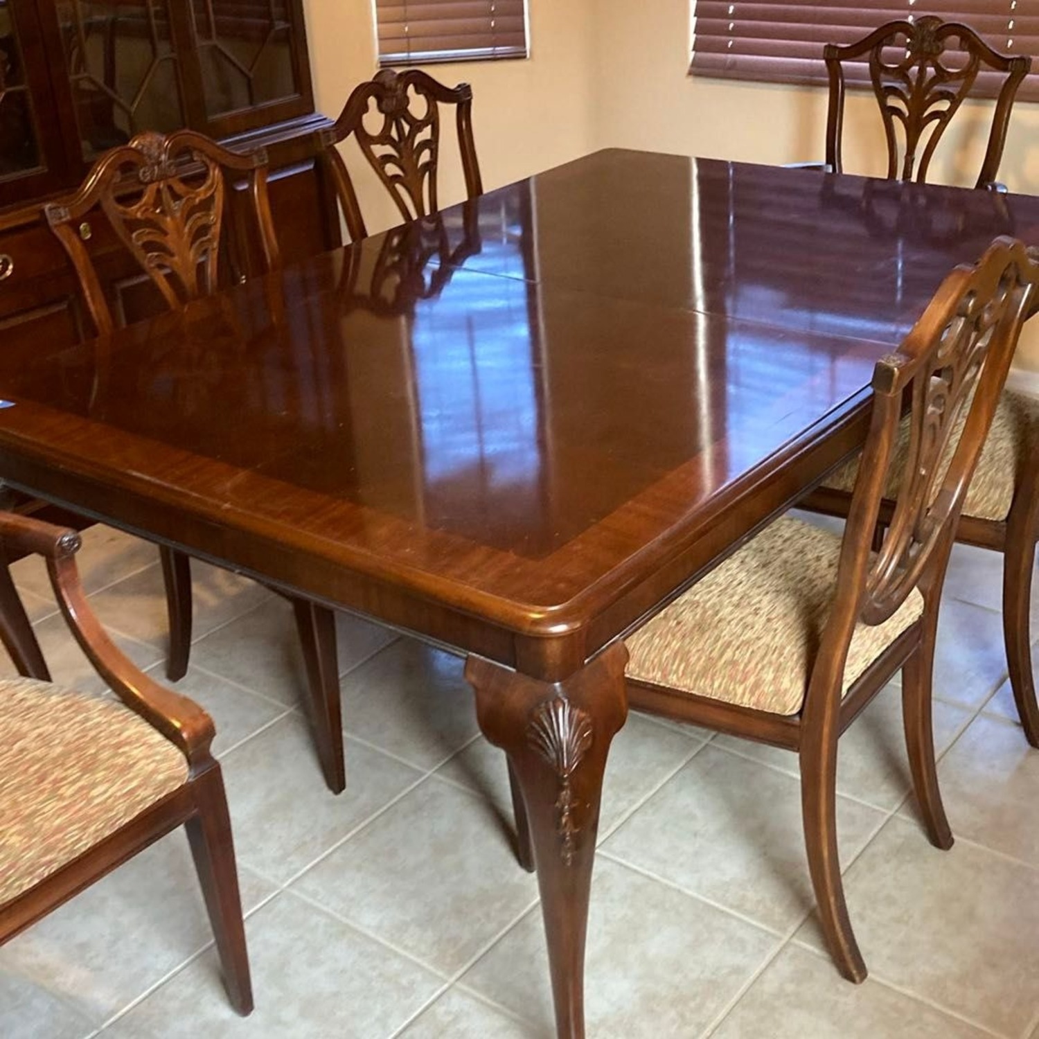 Henredon Solid Wood Dining Set with 6 Chairs - image-4