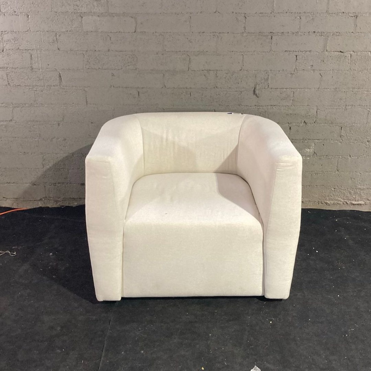 Maiden Home Henri Modern Swivel Lounge Chair - image-6