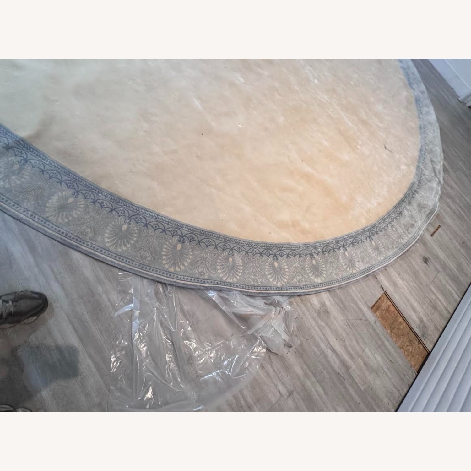 White Wool Area Rug 17' x 21' - image-3