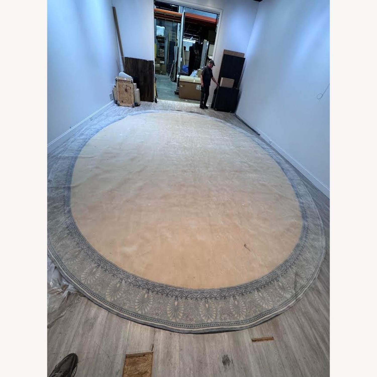 White Wool Area Rug 17' x 21' - image-1