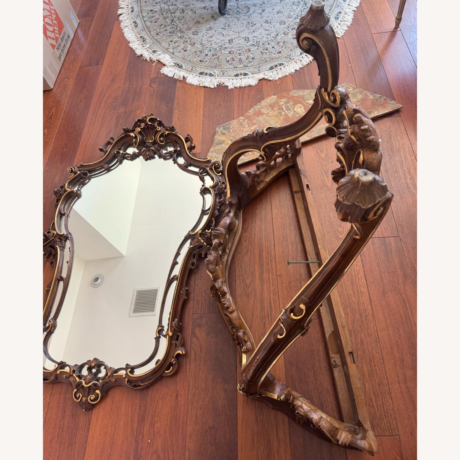 French Entry Mirror with Marble-Top Table, 1920 - image-1