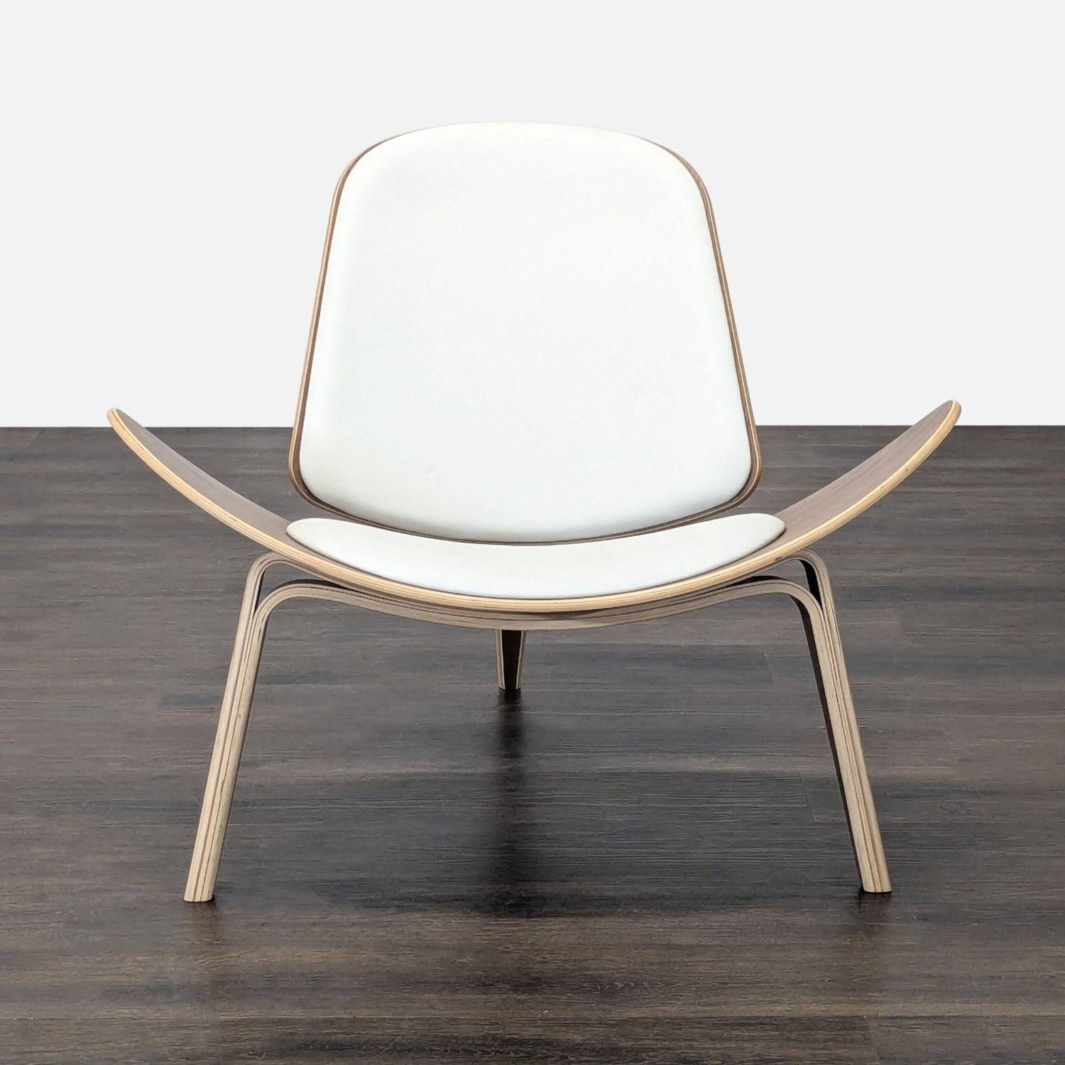 Mid-Century Modern Shell Lounge Chair in Walnut  - image-7