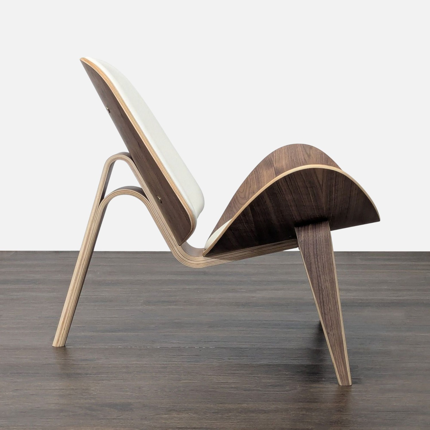 Mid-Century Modern Shell Lounge Chair in Walnut  - image-5