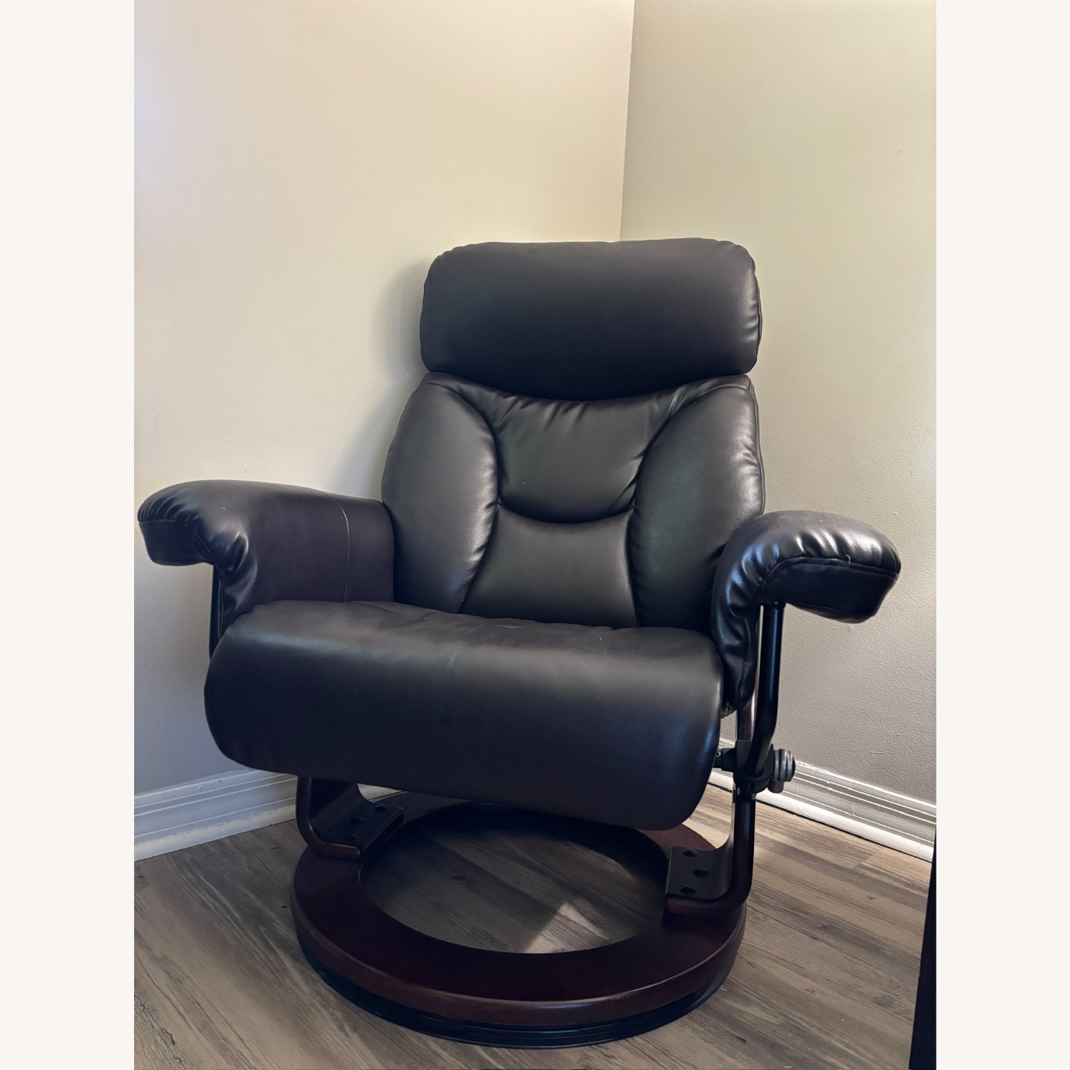 City Furniture Dark Brown Leather Recliner - image-1