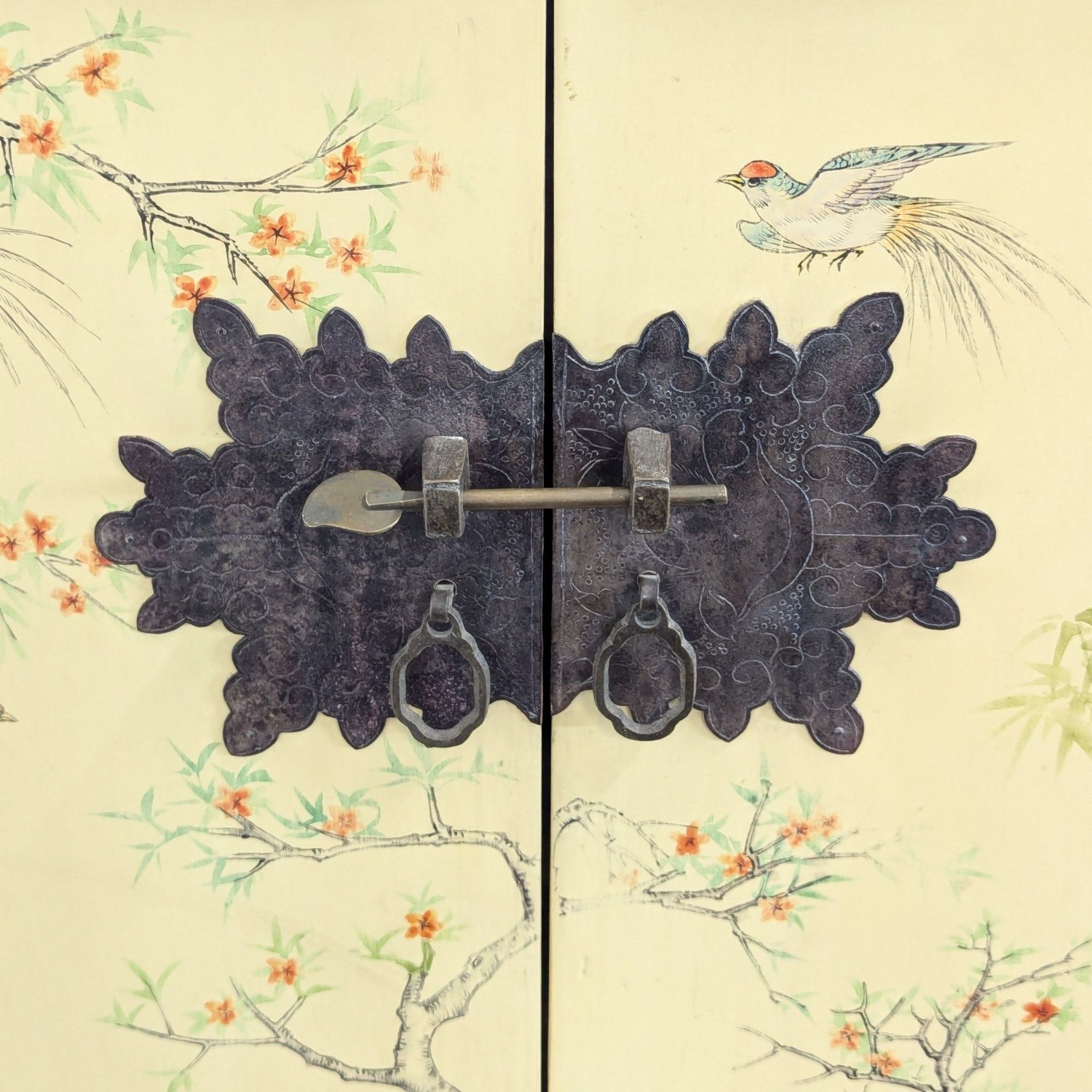 Vintage Chinoiserie Lacquered Jewelry Chest	 - image-3