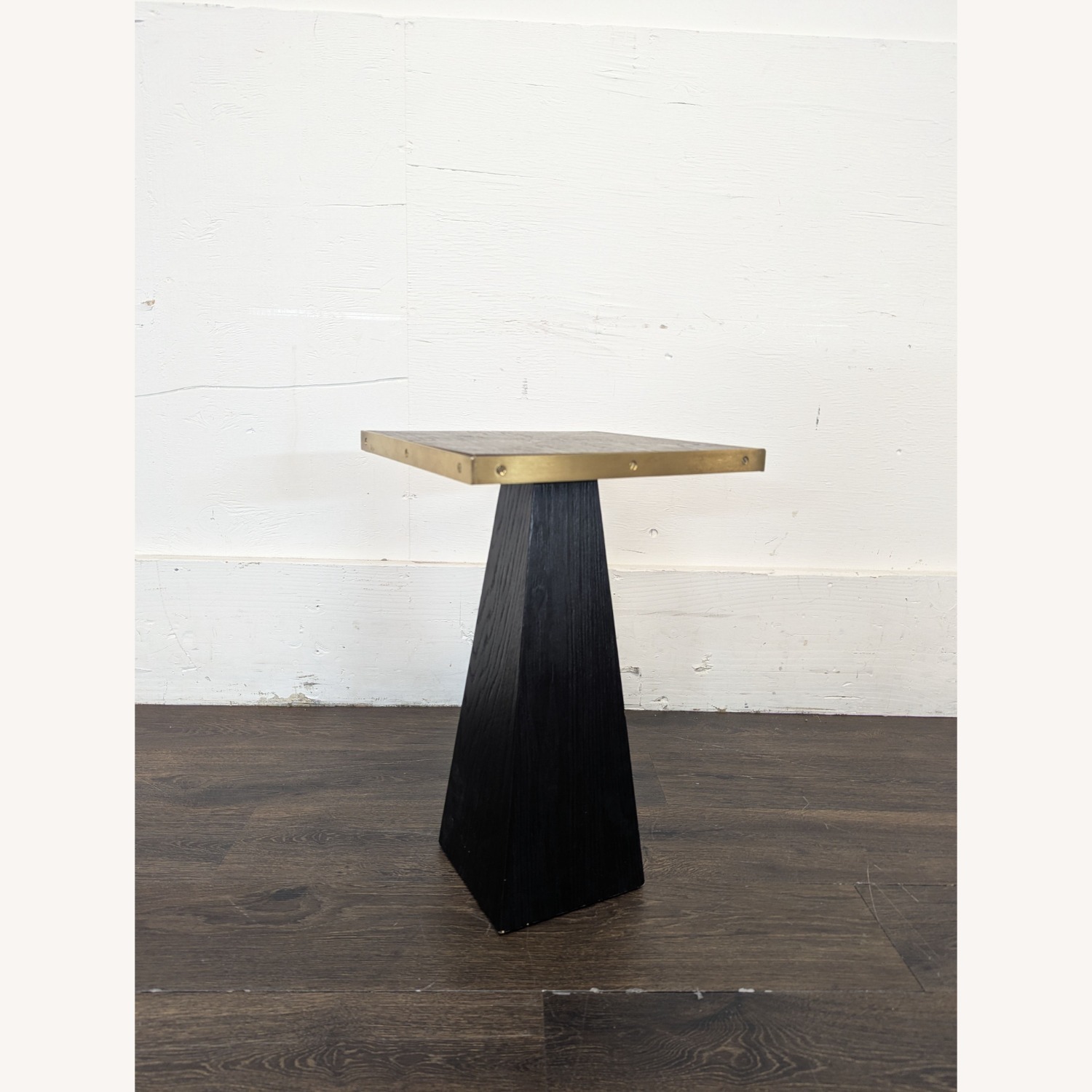 Southport End Table - image-2