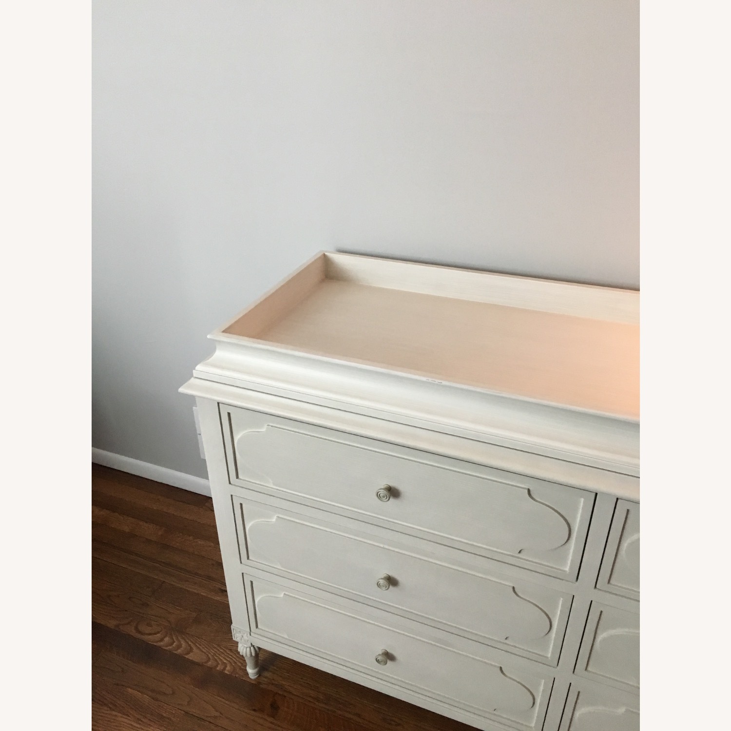Bellina Wide Dresser & Topper Set - image-6
