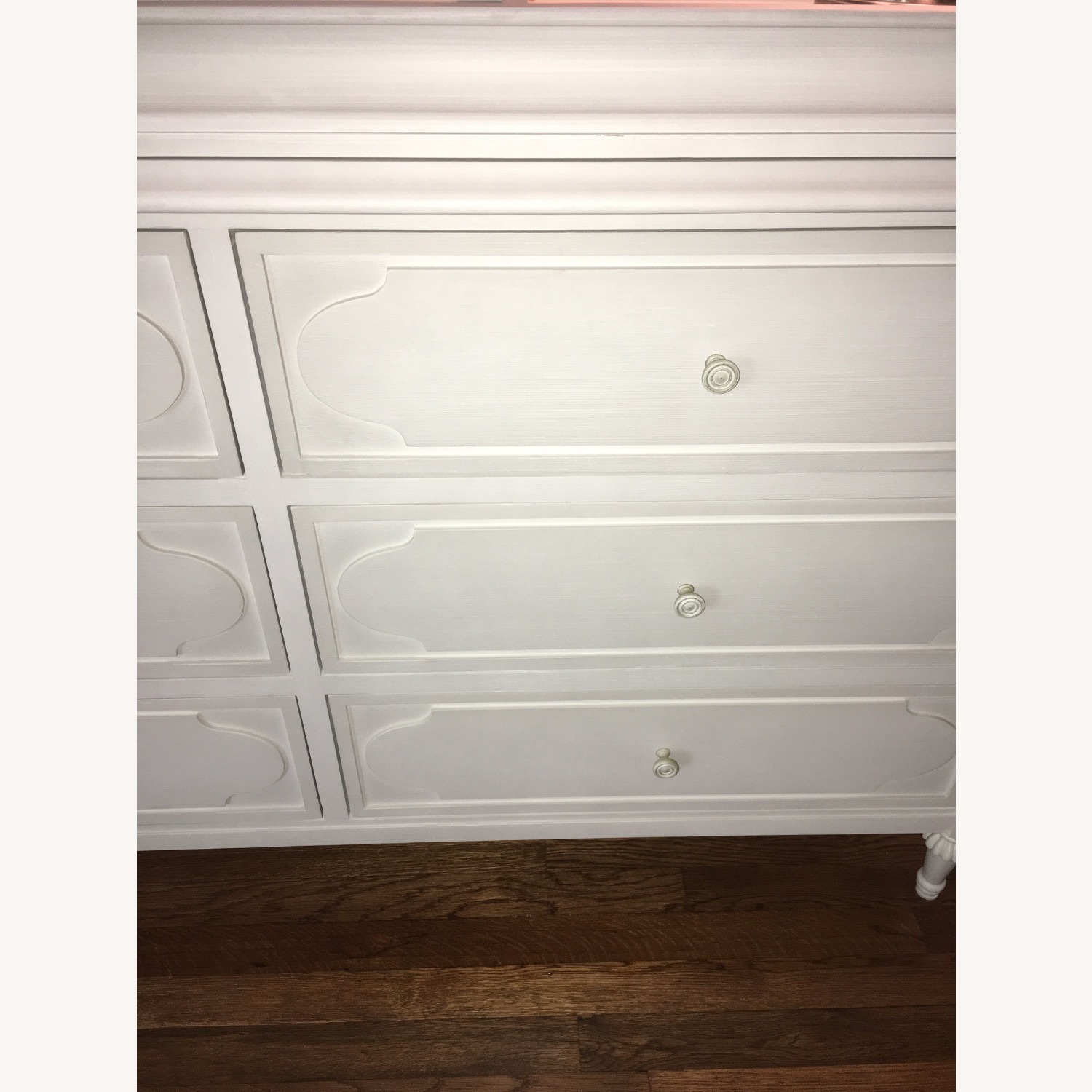 Bellina Wide Dresser & Topper Set - image-3