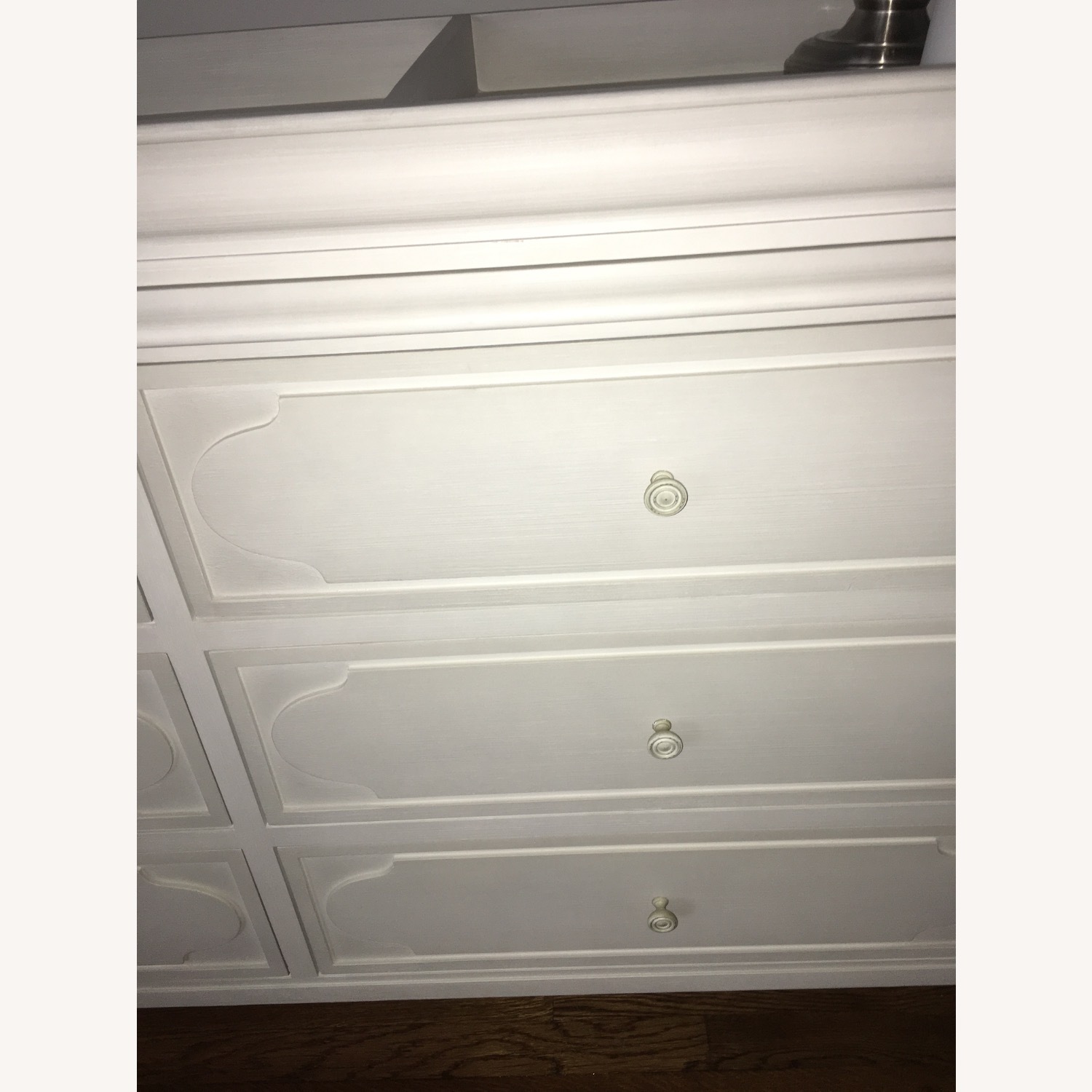 Bellina Wide Dresser & Topper Set - image-5