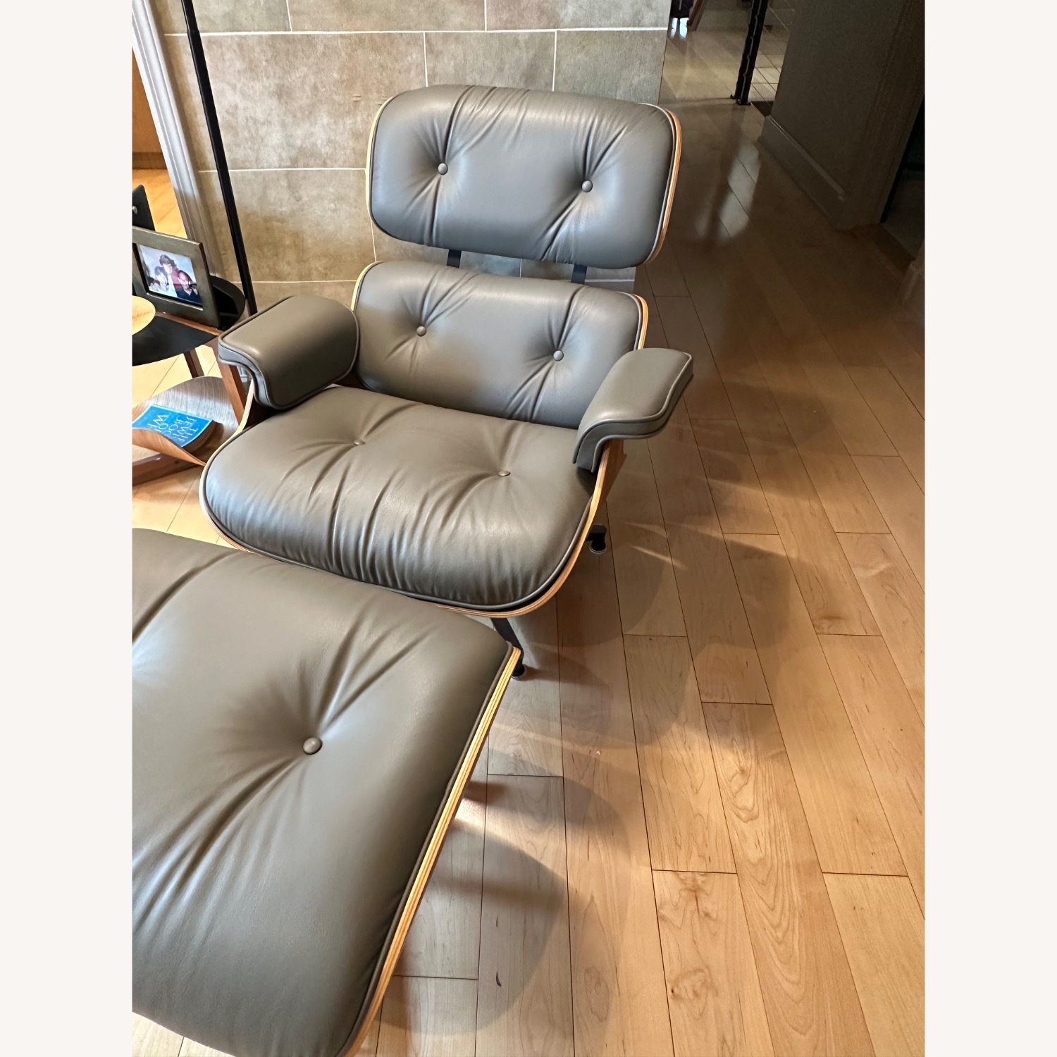 Herman Miller Eames Lounge Armchair & Ottoman - image-2