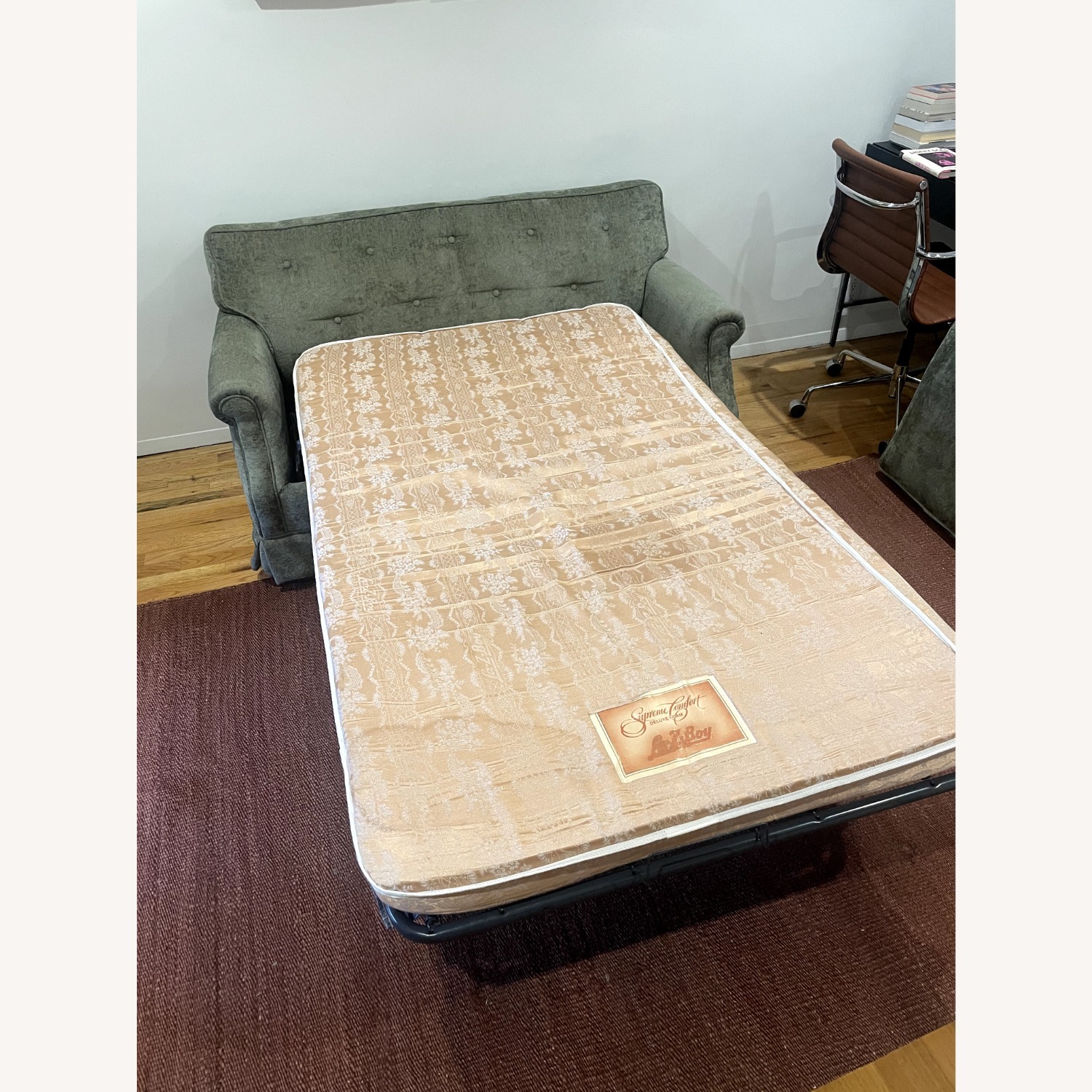 La-Z-Boy 2-Seater Sleeper Sofa - image-4