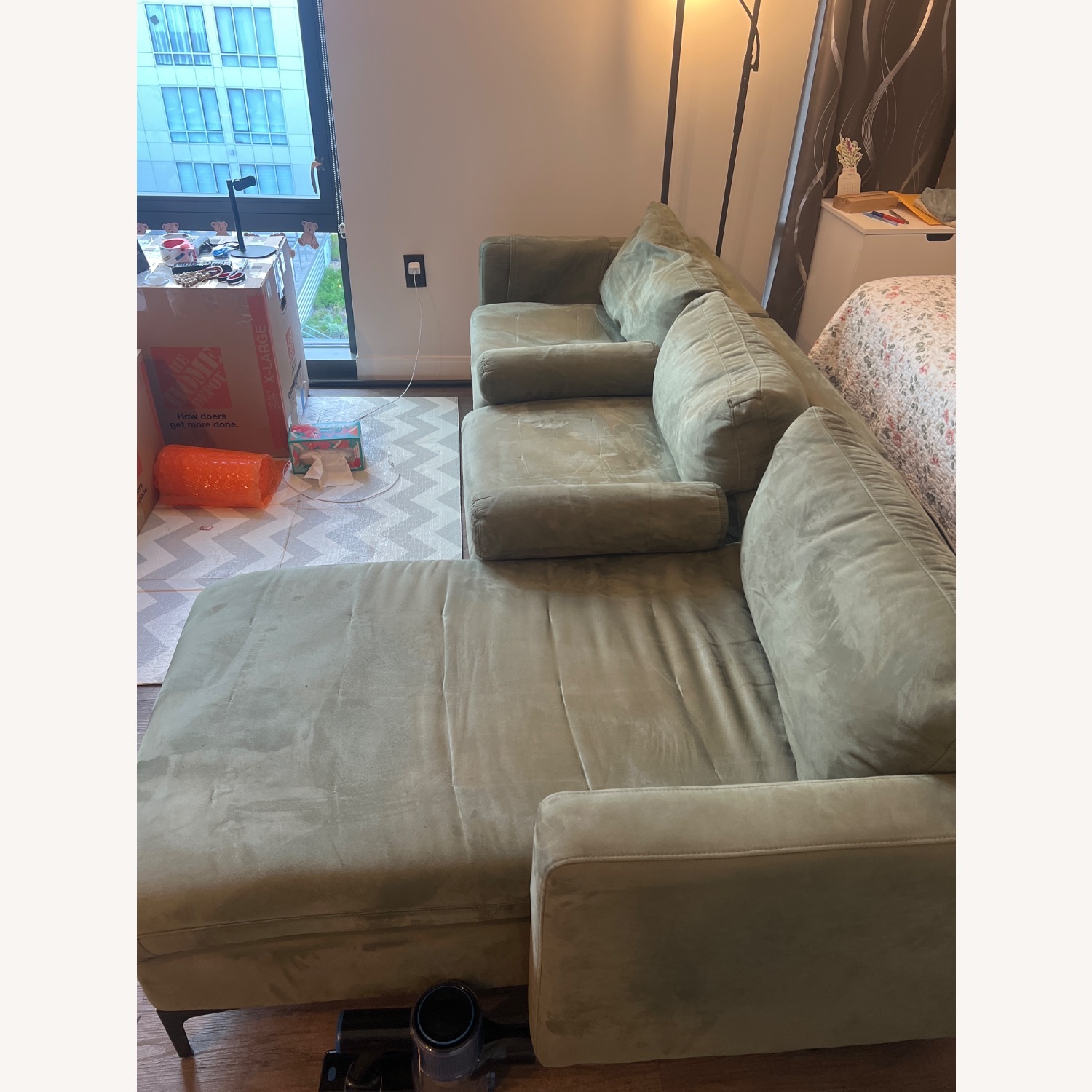 Sofa for 3 person to see the World Cup game - image-2