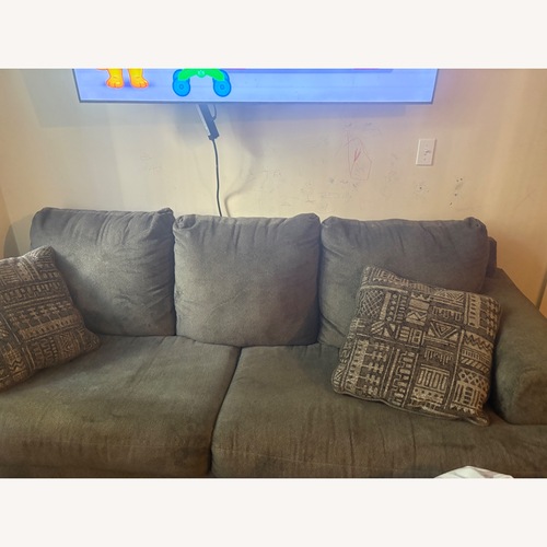 Used Ashley Furniture Light Gray 3+ Seater Sofa for sale on AptDeco