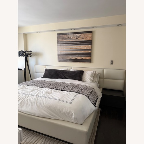 Used Lazzoni Istanbul White Leather King Bed for sale on AptDeco