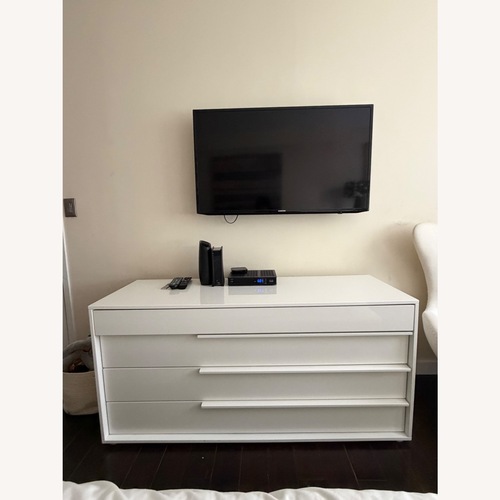 Used Modani White Dresser - 4 Drawers for sale on AptDeco