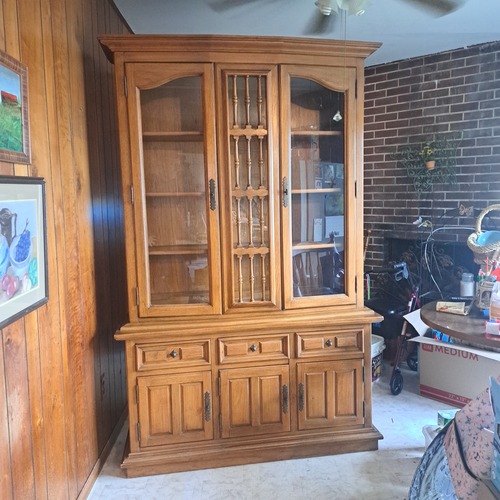Used Thomasville Furniture Industries Sideboard for sale on AptDeco