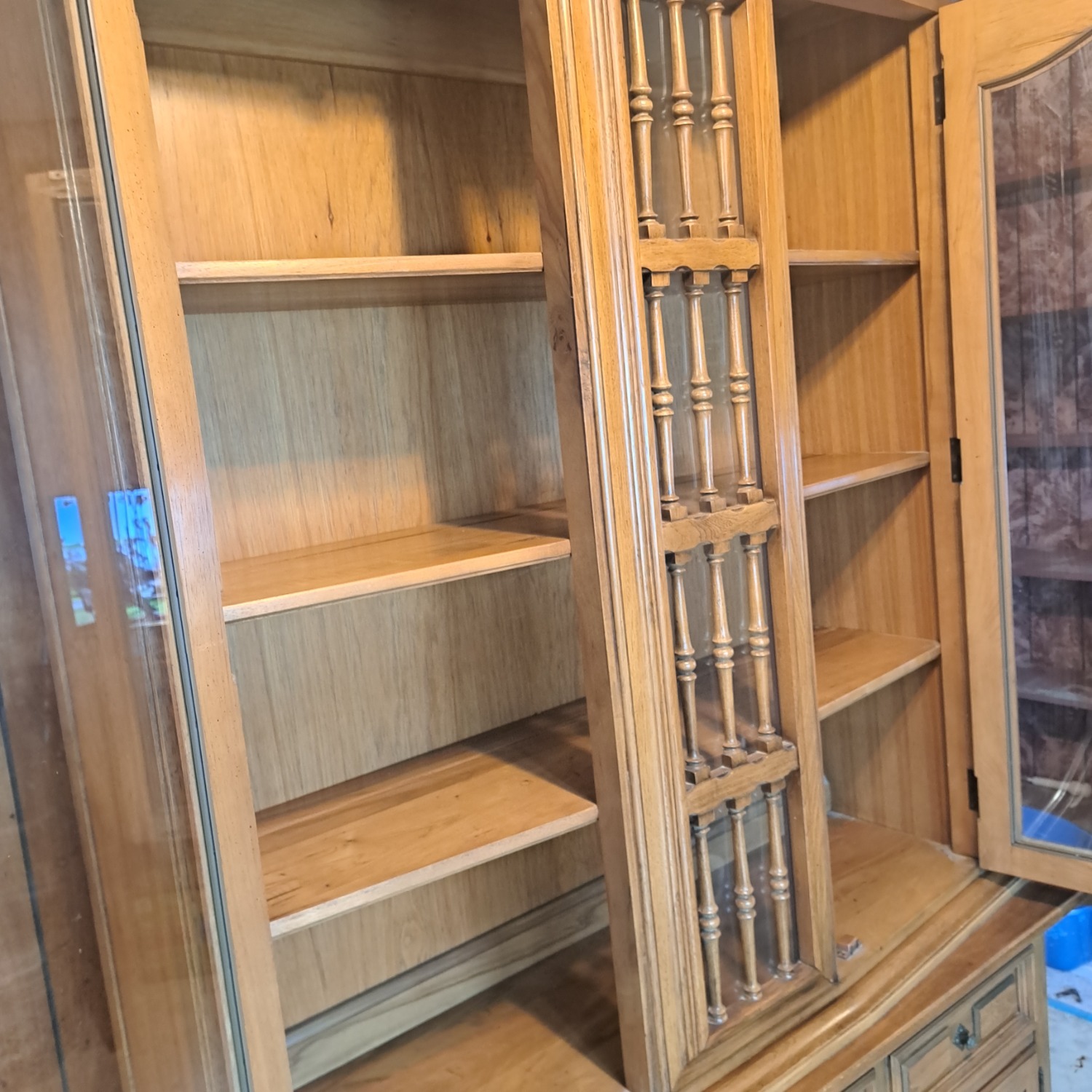 Thomasville Furniture Industries Sideboard - image-5