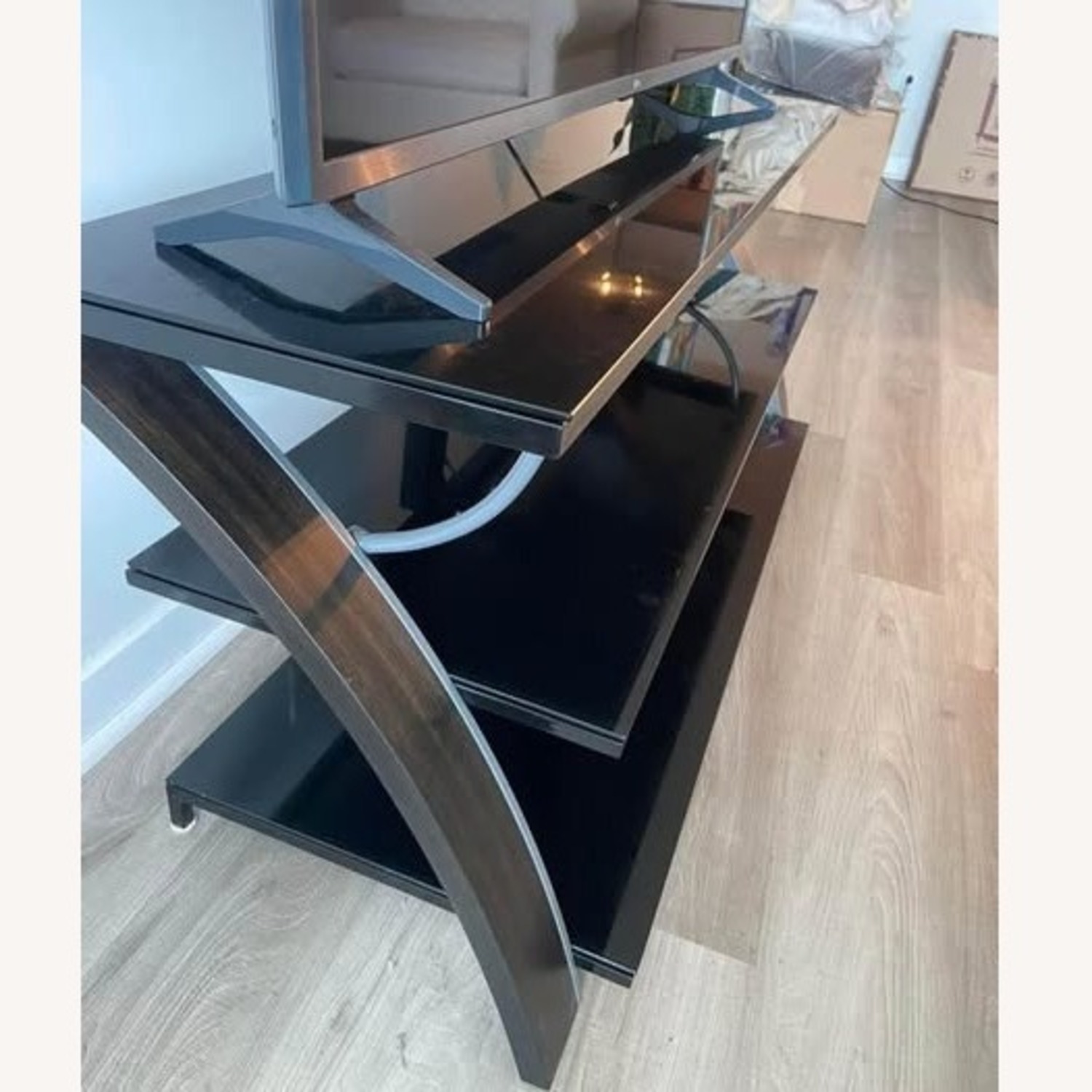 Black Glass Media Storage - image-2