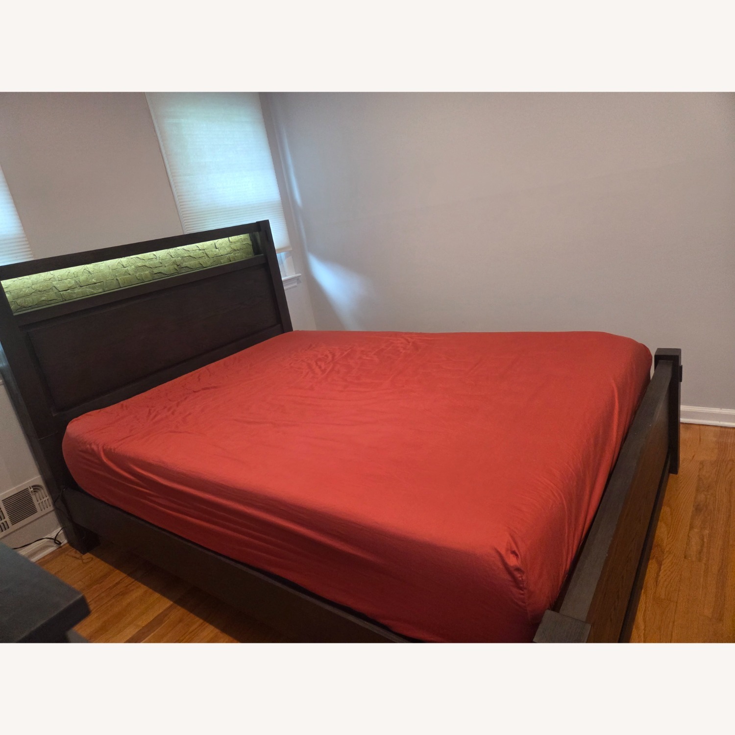 Modern Queen Bed - image-2