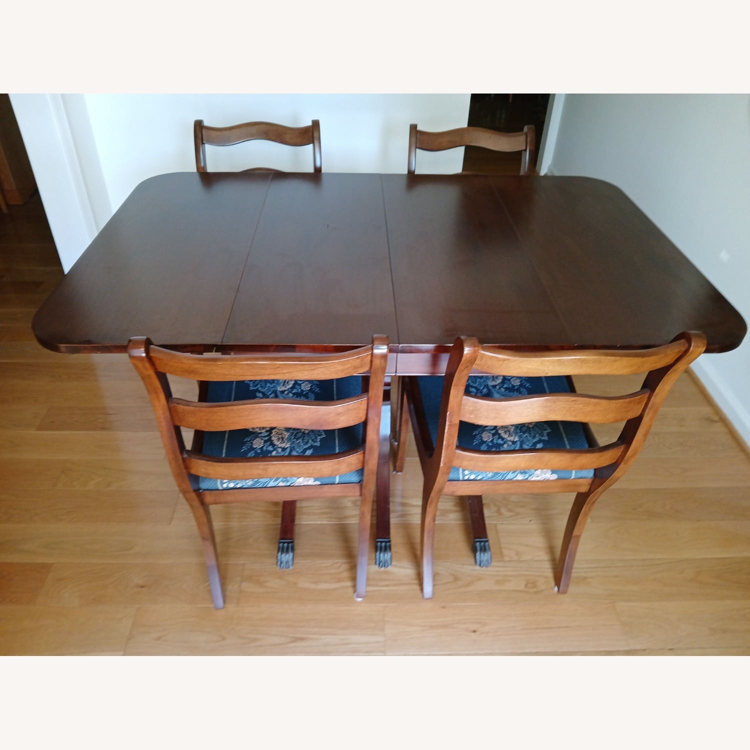 Vintage Mahogany Wood Dining Table & Chairs - image-3