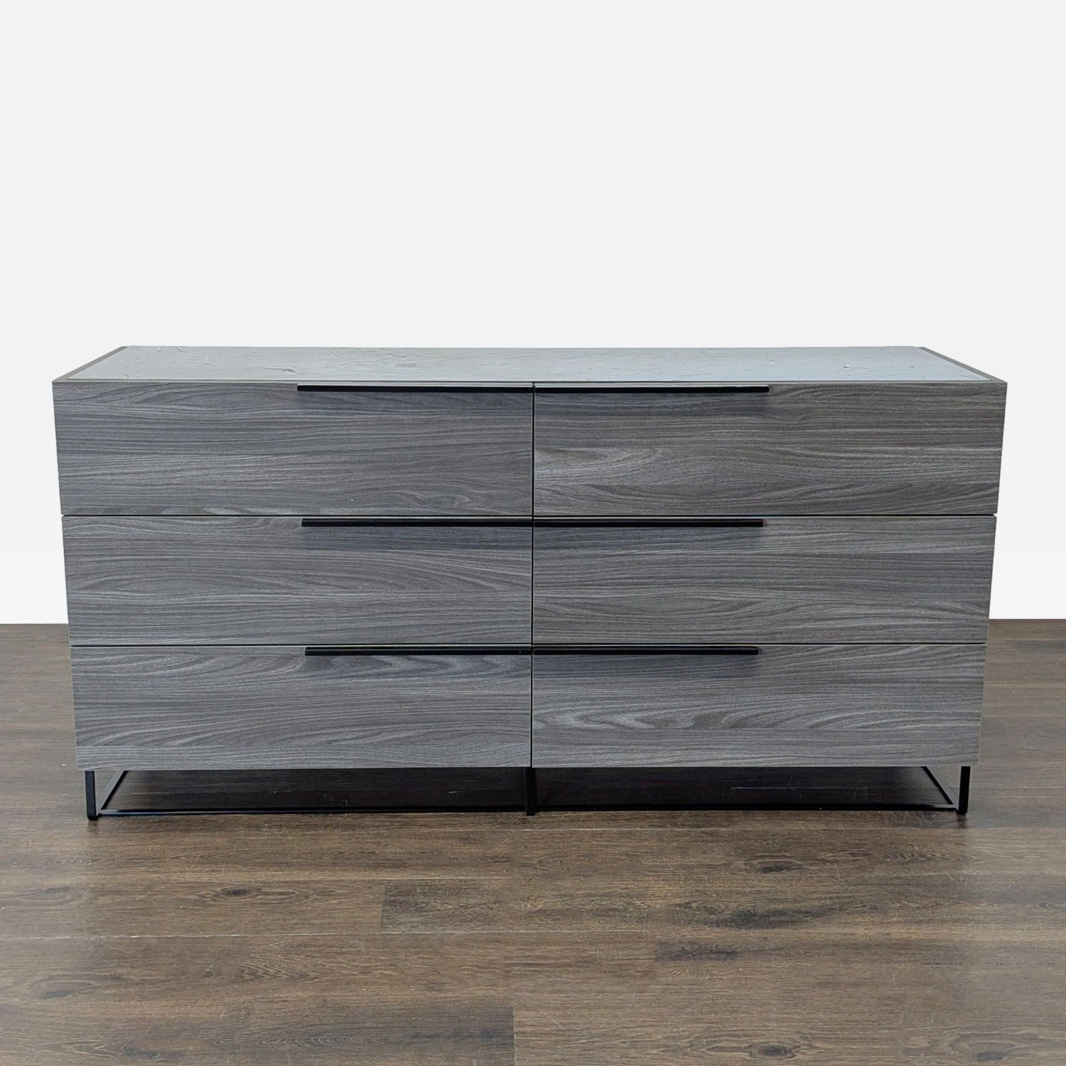 Modrest Modern 6-Drawer Dresser - image-8