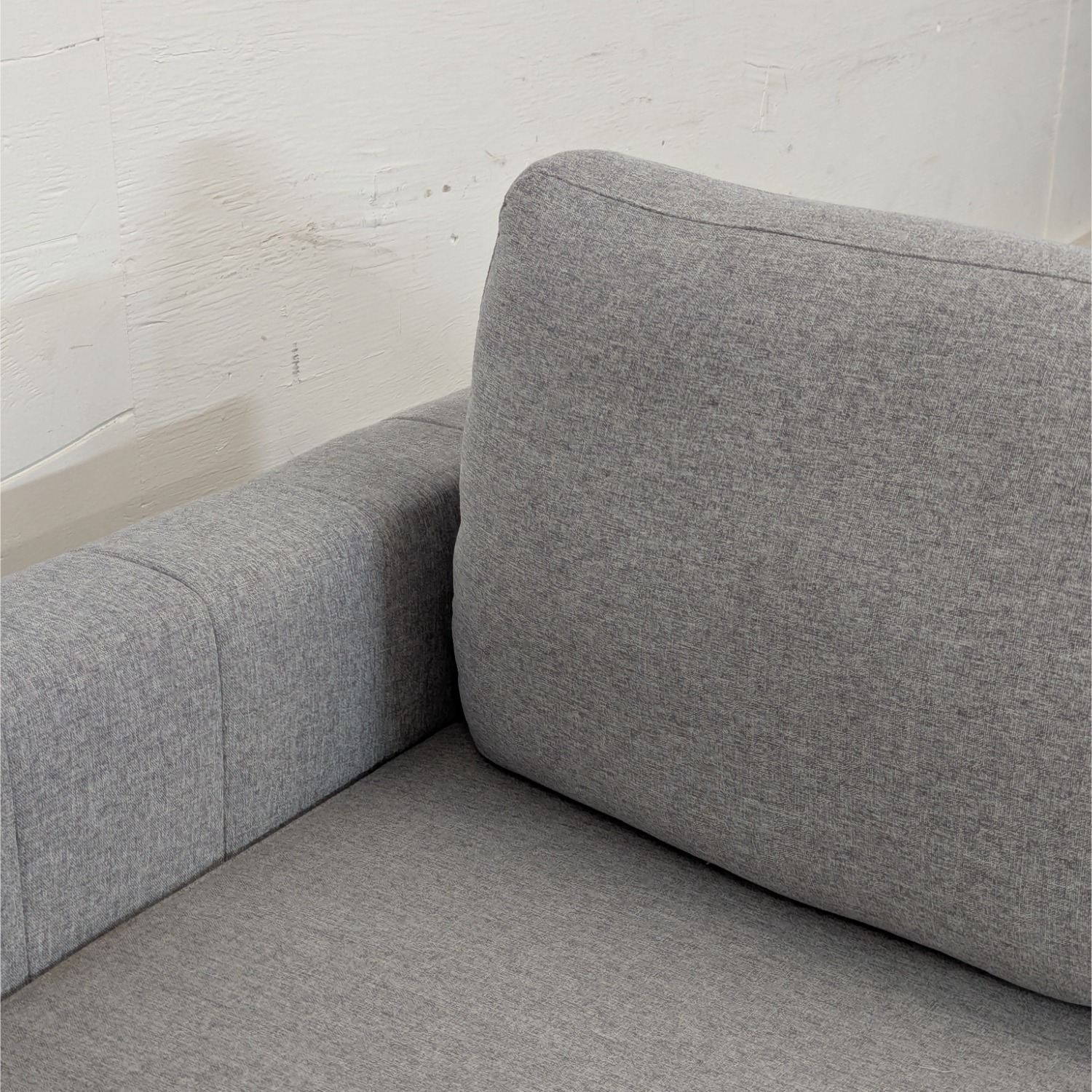Modern Light Gray Sleeper Sofa with Pull-Out Bed	 - image-1