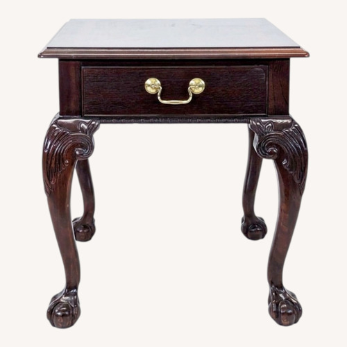 Used Vintage 1994 Thomasville Mahogany End Table for sale on AptDeco