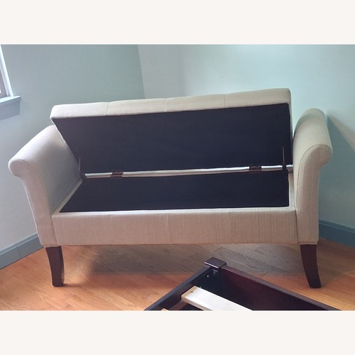 Used Home Depot End Bed Storage Bench for sale on AptDeco