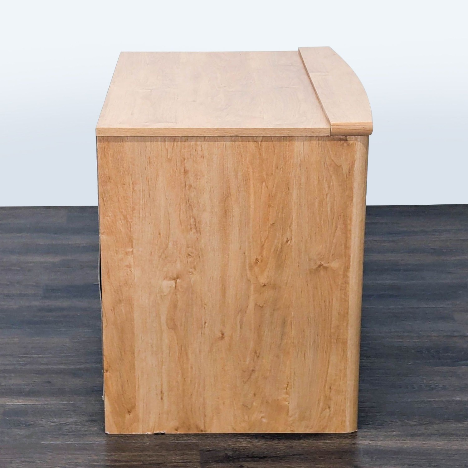 Storage Cabinet with Shelving - image-5