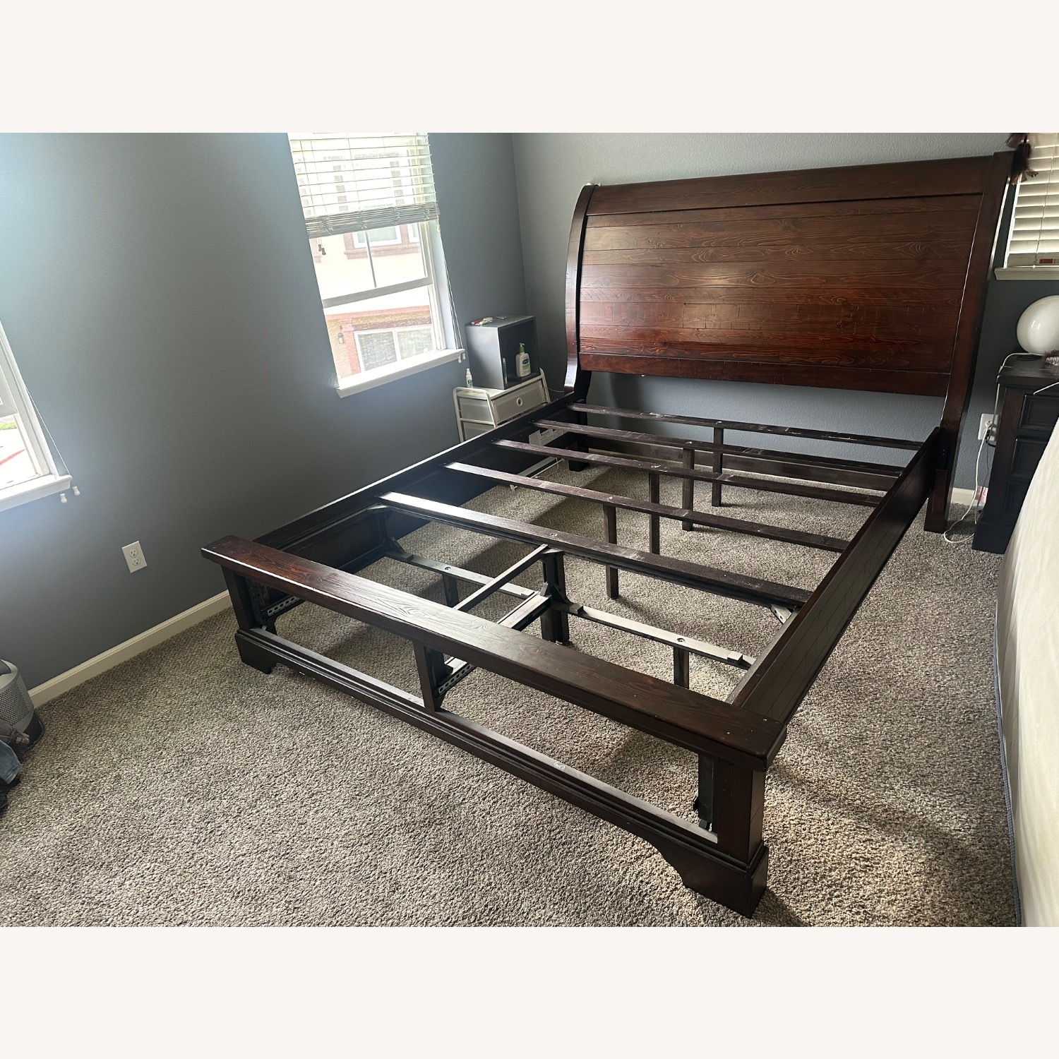 Aspen Home Dark Brown Wood King Bed - image-8
