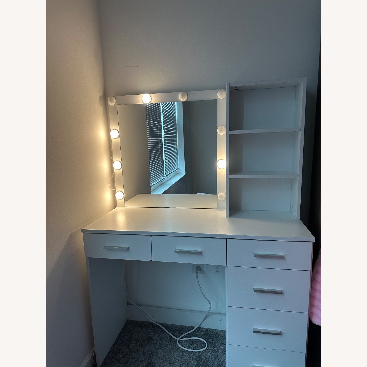 White Desk - image-2