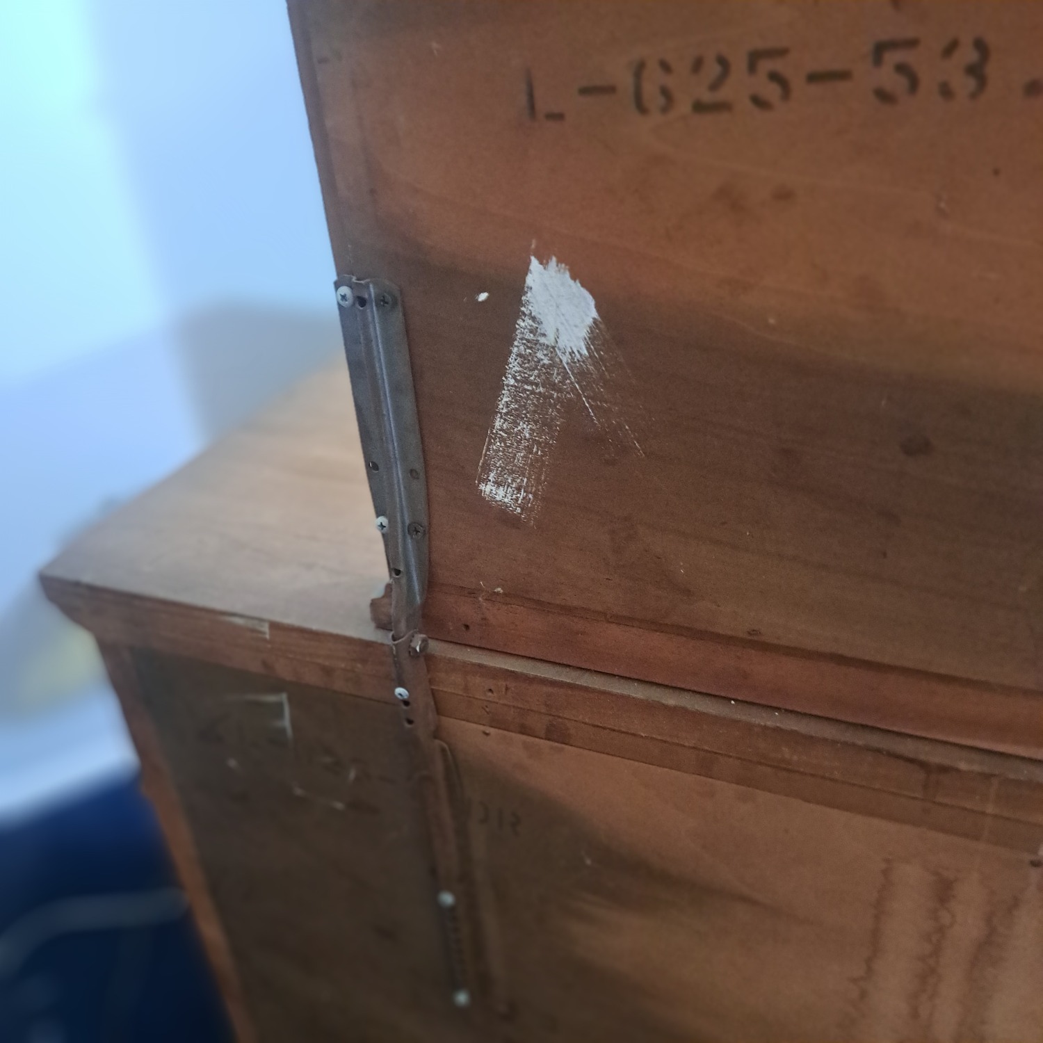Light Brown Dresser - image-18