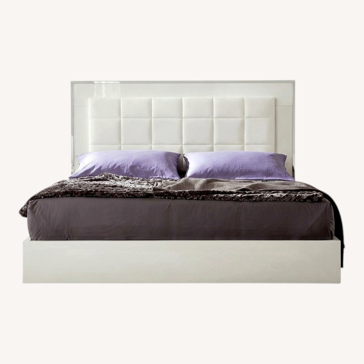 J&M Furniture Queen Storage Bed - image-4