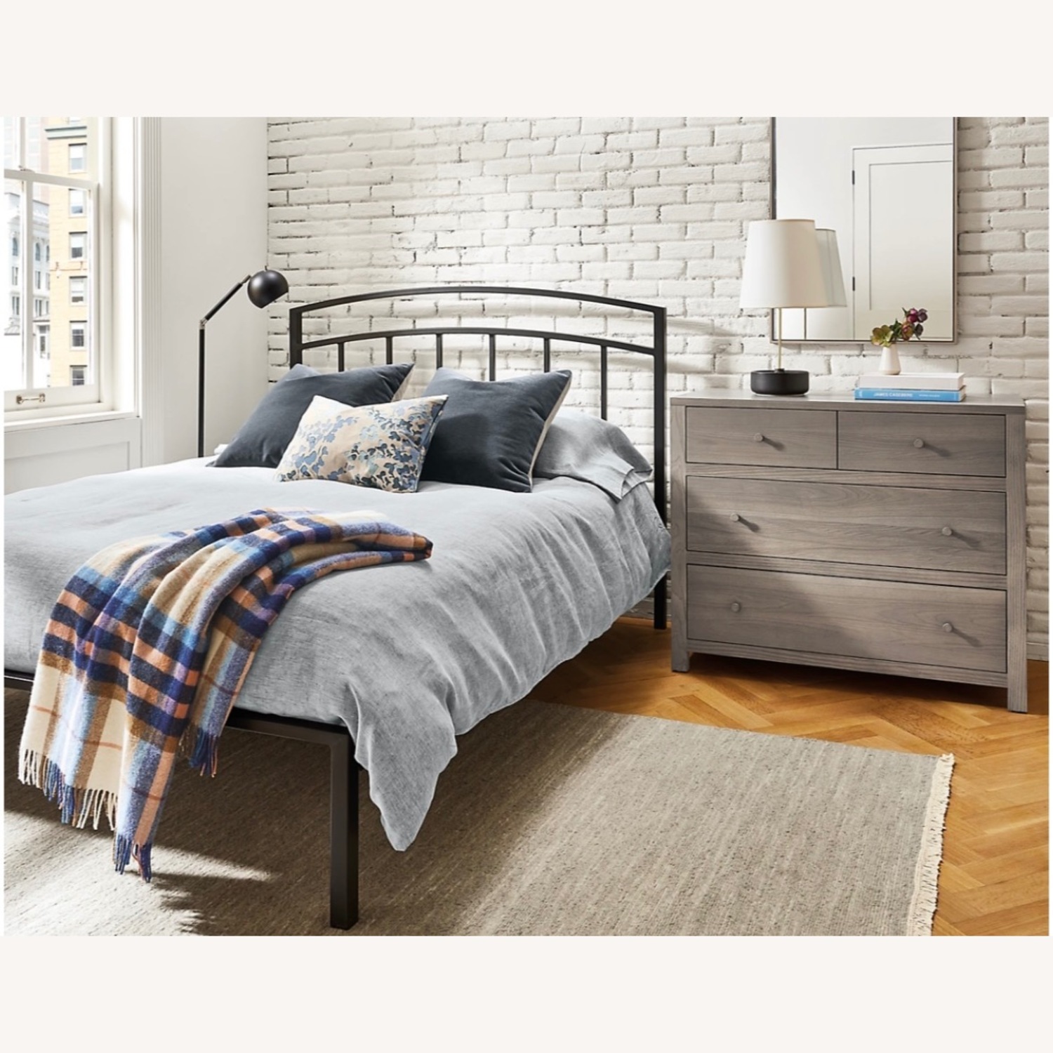 Room & Board Luka Black Metal Full Bed - image-3