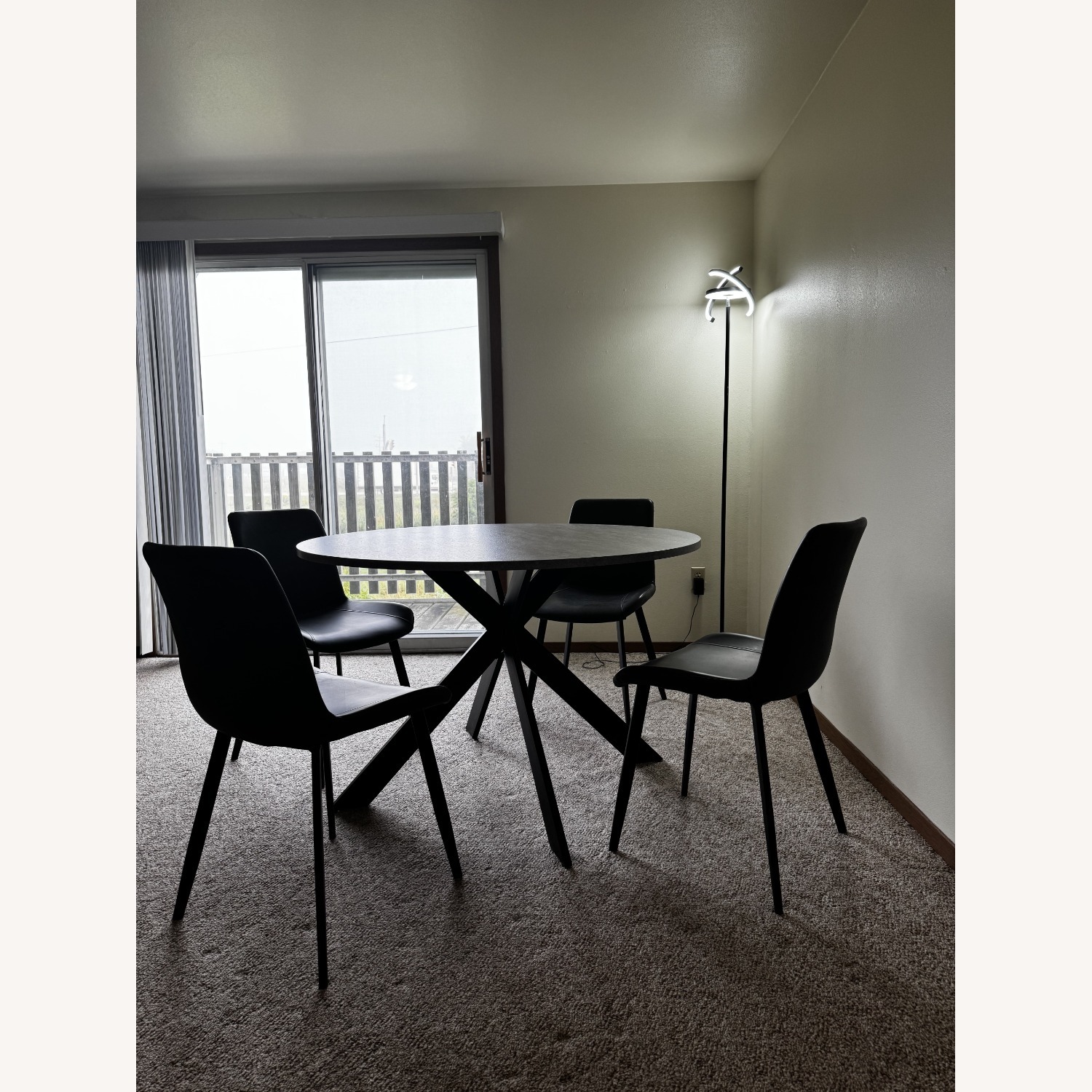 Zerifevni Round Dining Table Set - image-3