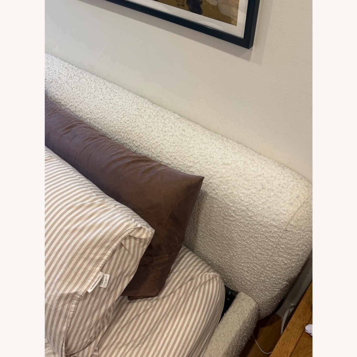 Jennifer Taylor White Boucle Queen Bed - image-1