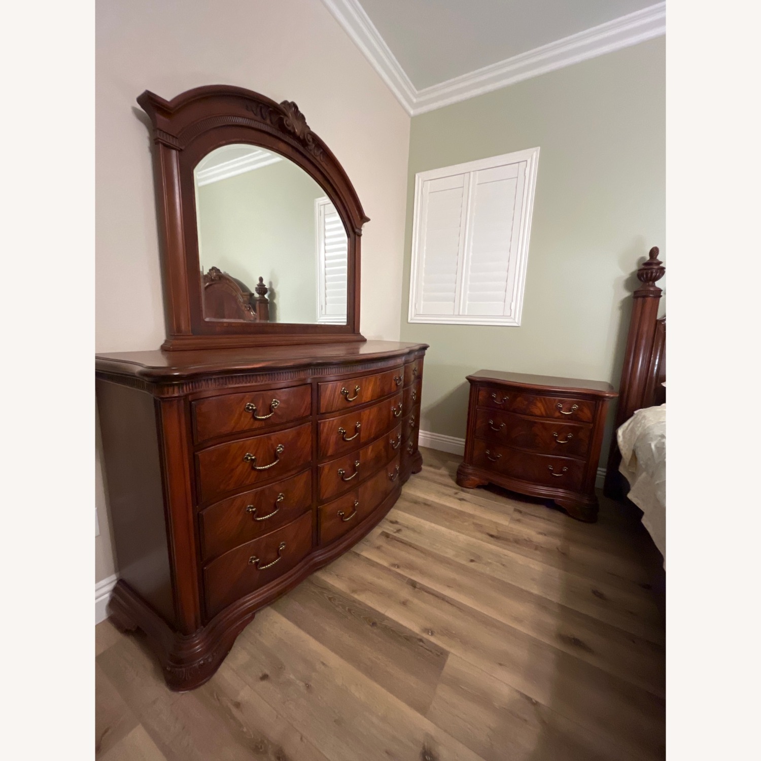 Thomasville Furniture Industries Dresser - image-3