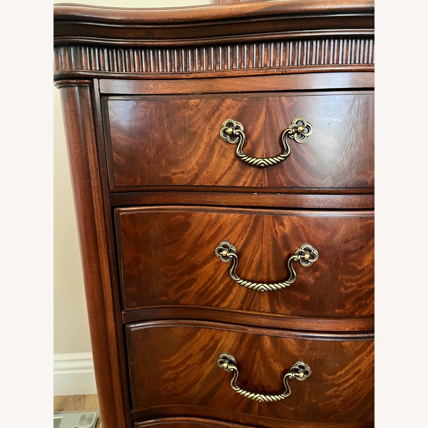 Thomasville Furniture Industries Dresser - image-2