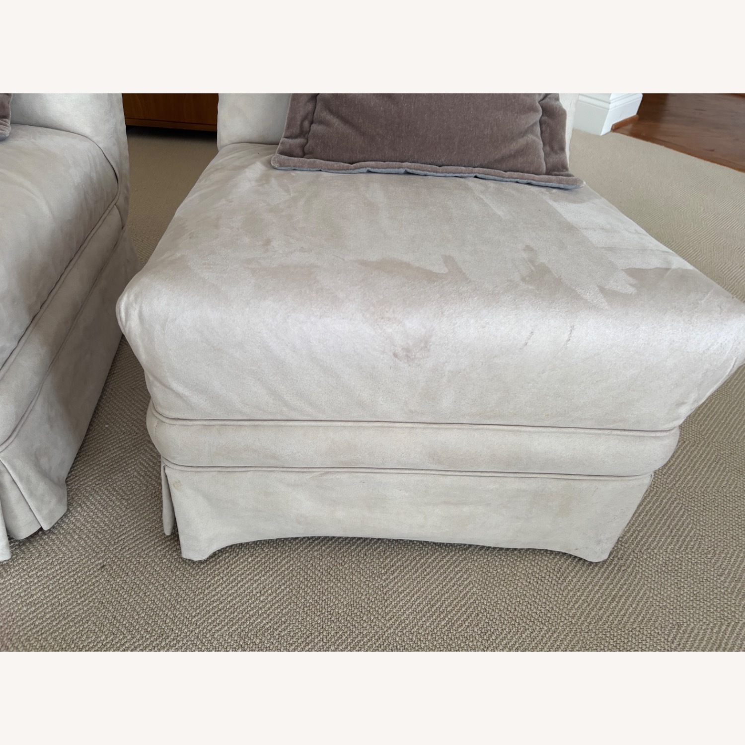 Vintage/Antique  Natural Accent Chairs - image-7