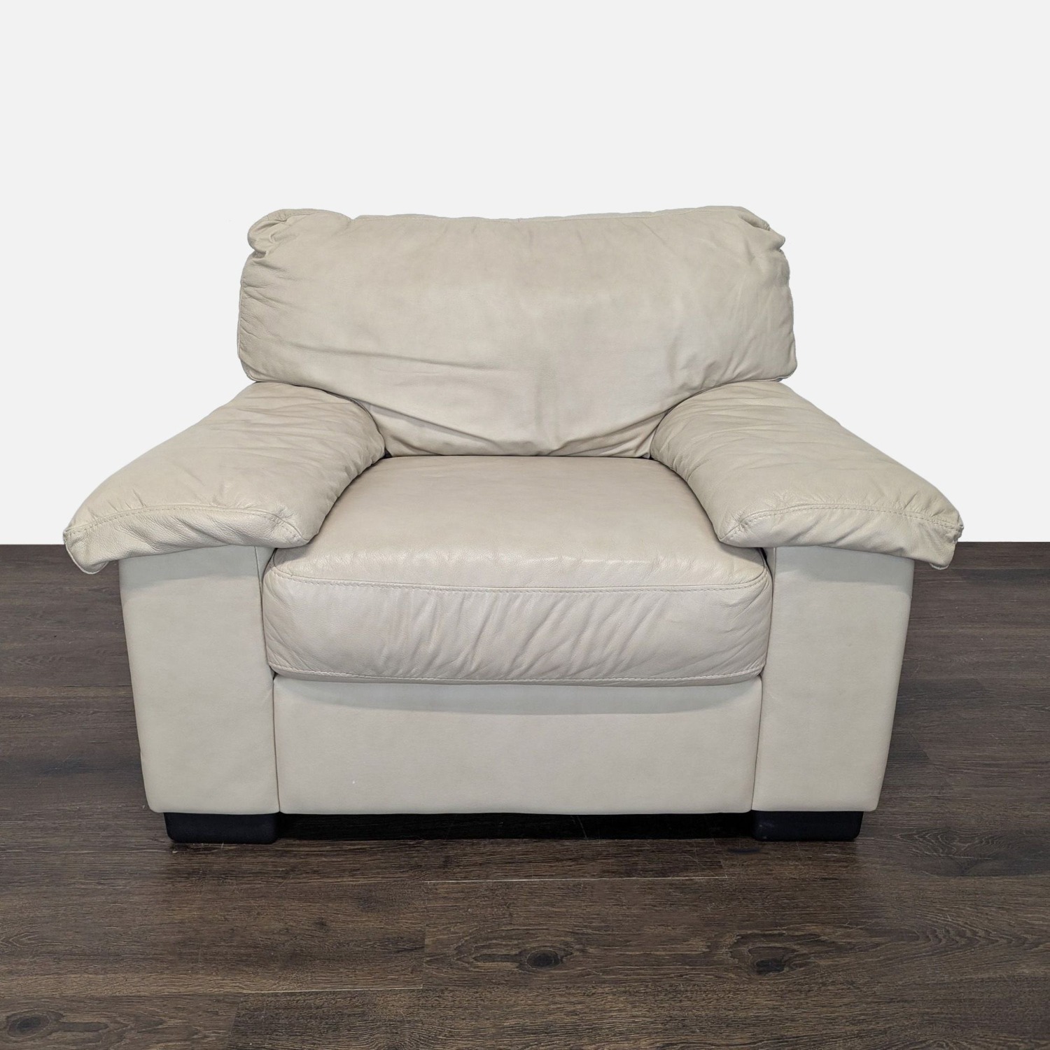 Italsofa Beige Leather Lounge Armchair - image-5