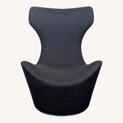 Used B&B Italia Grande Papilio Lounge Chair + Ottoman  for sale on AptDeco