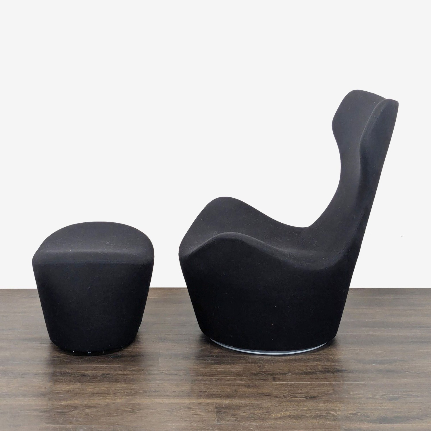 B&B Italia Grande Papilio Lounge Chair + Ottoman  - image-3