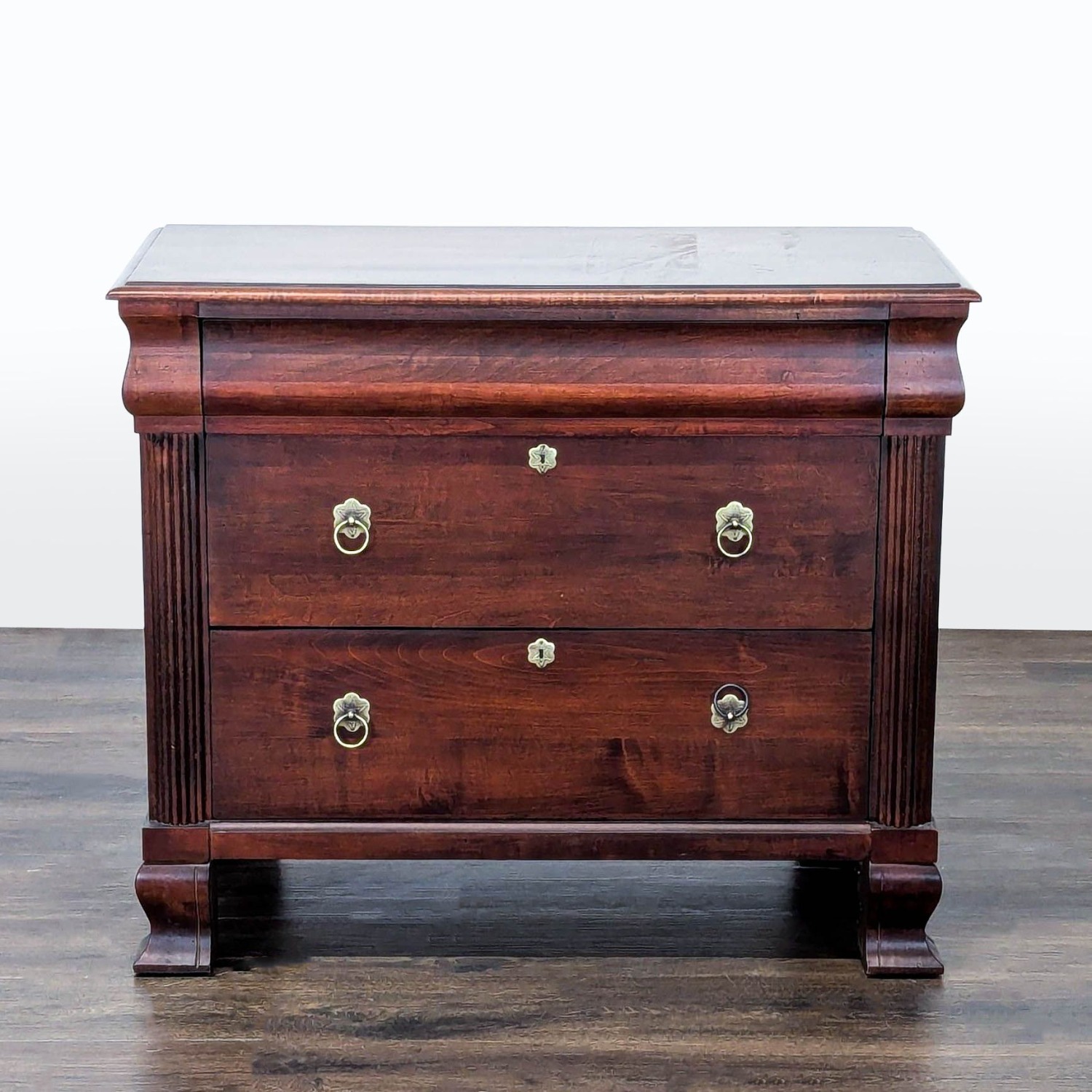 Ethan Allen Daryn Chest - image-5