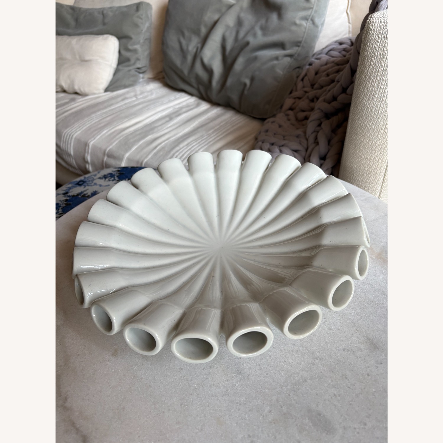 KleinReid Porcelain 22-Tube Radial Tulipiere - image-3