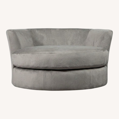 Used Value City Furniture Swivel Chair  for sale on AptDeco