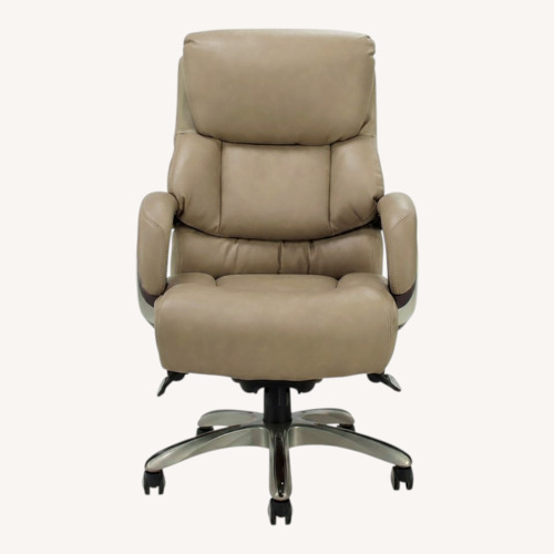 Used Raymour & Flanigan Adira Office Chair for sale on AptDeco