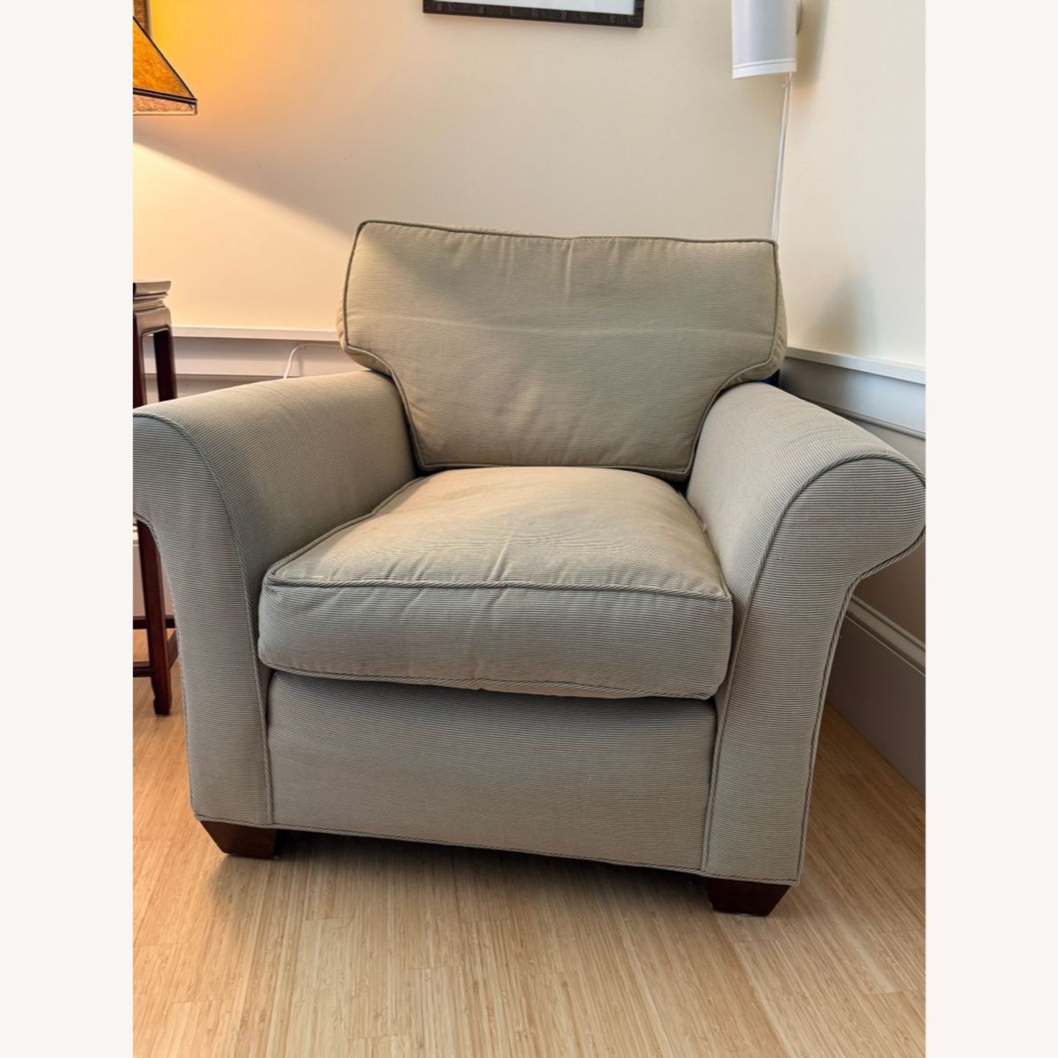 Comfy Lounge Chair with Matching Ottoman  - image-2