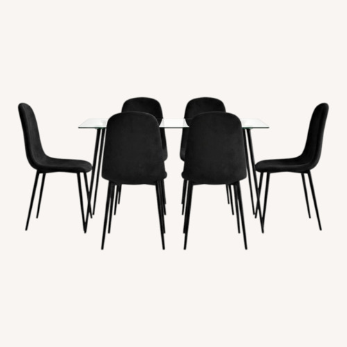 Used Wade Logan Dining Set for sale on AptDeco
