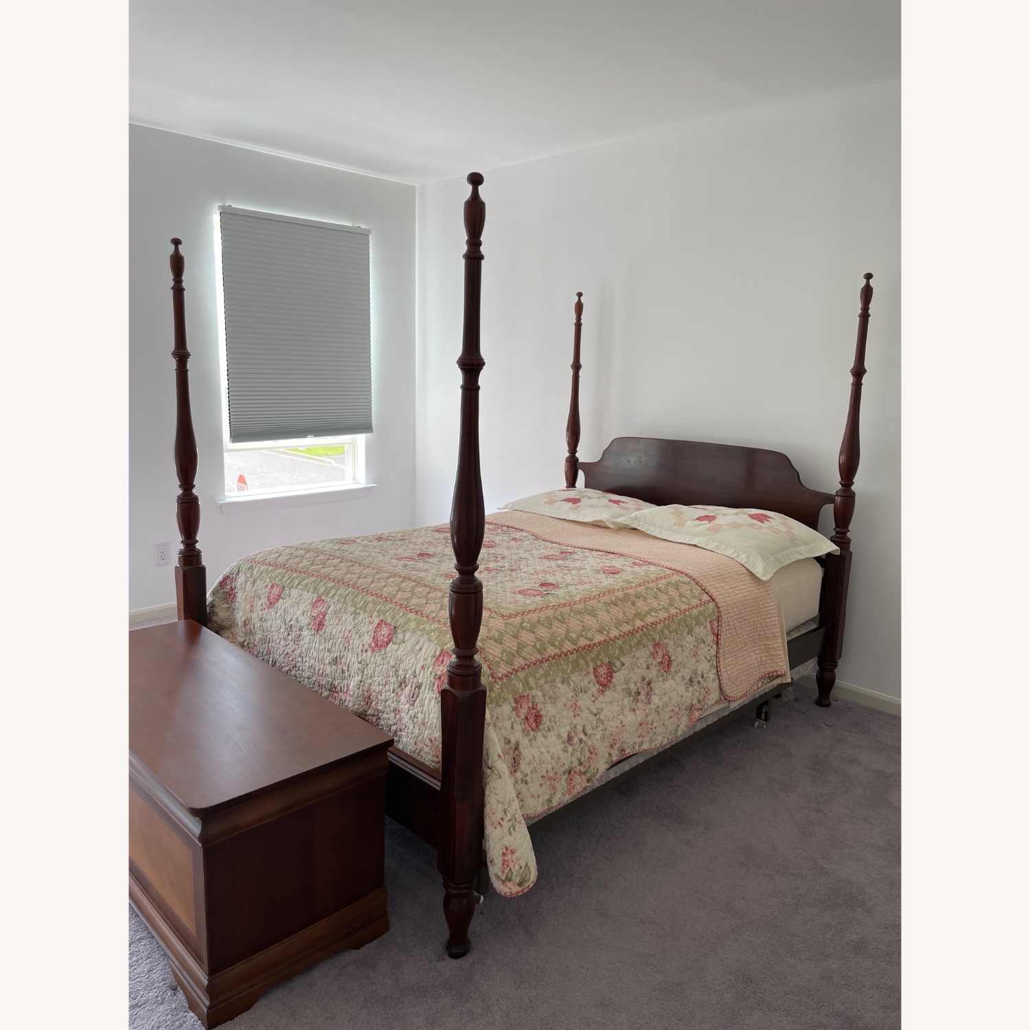 Vintage/Antique Finds Mahogany Full Bed - image-1